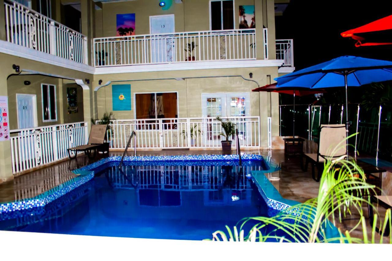 Three Kings Hotel Vertieres Екстериор снимка