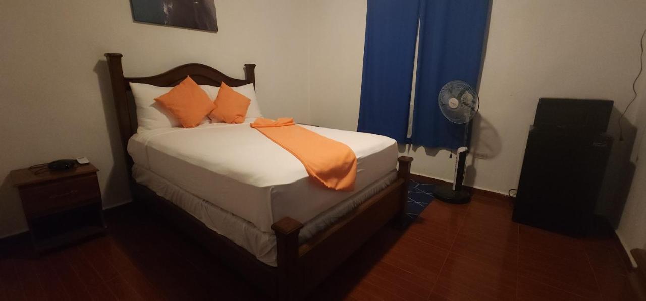 Three Kings Hotel Vertieres Екстериор снимка